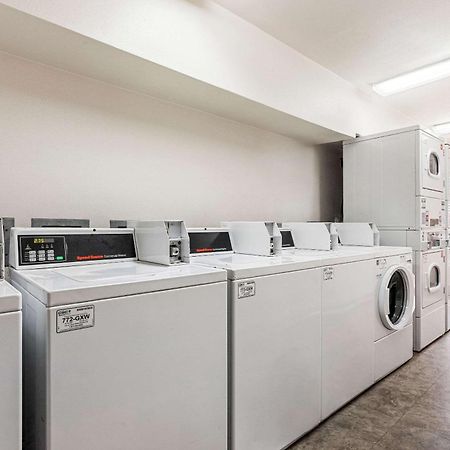 Woodspring Suites Tulsa Dış mekan fotoğraf