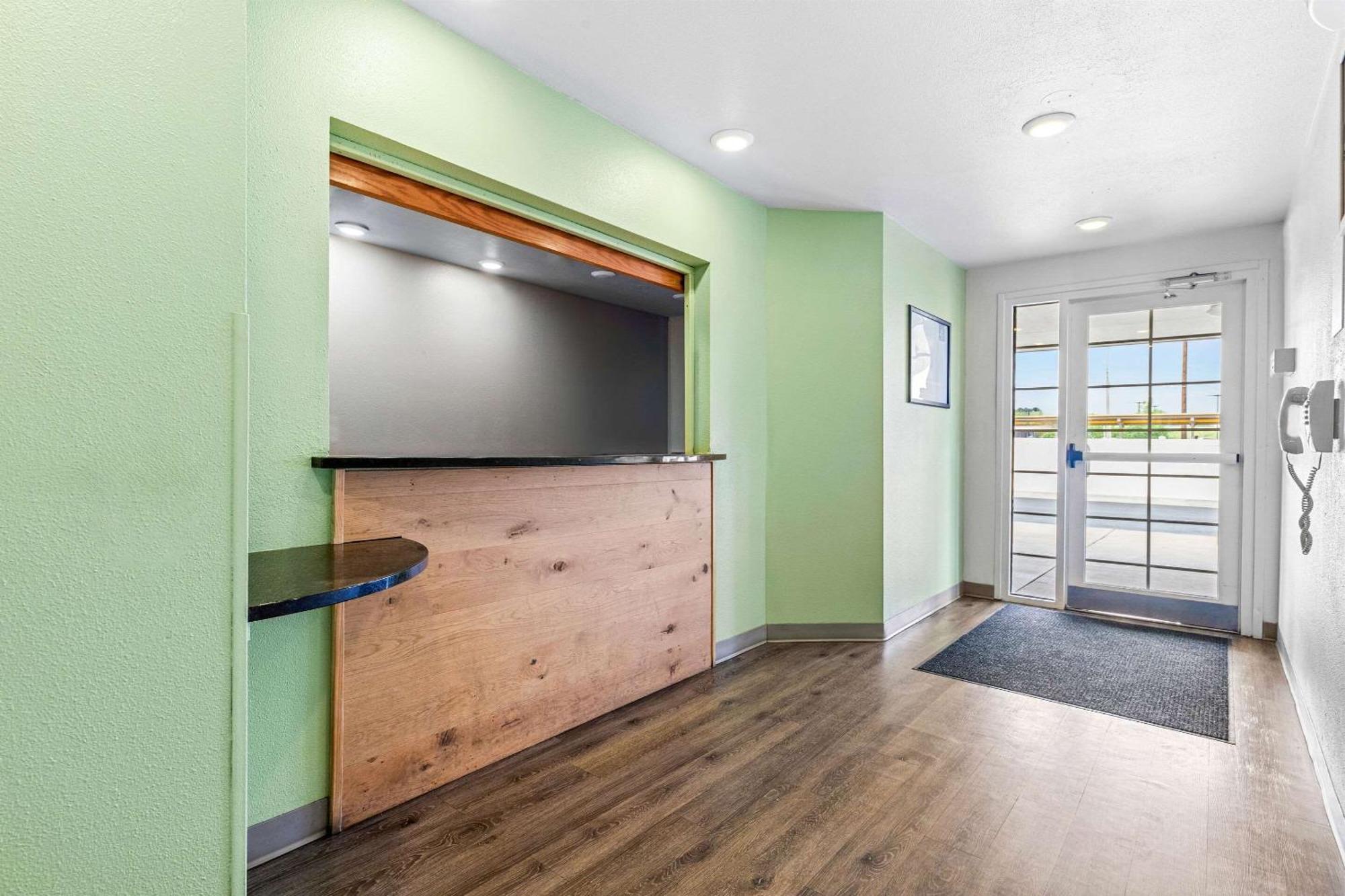 Woodspring Suites Tulsa Dış mekan fotoğraf