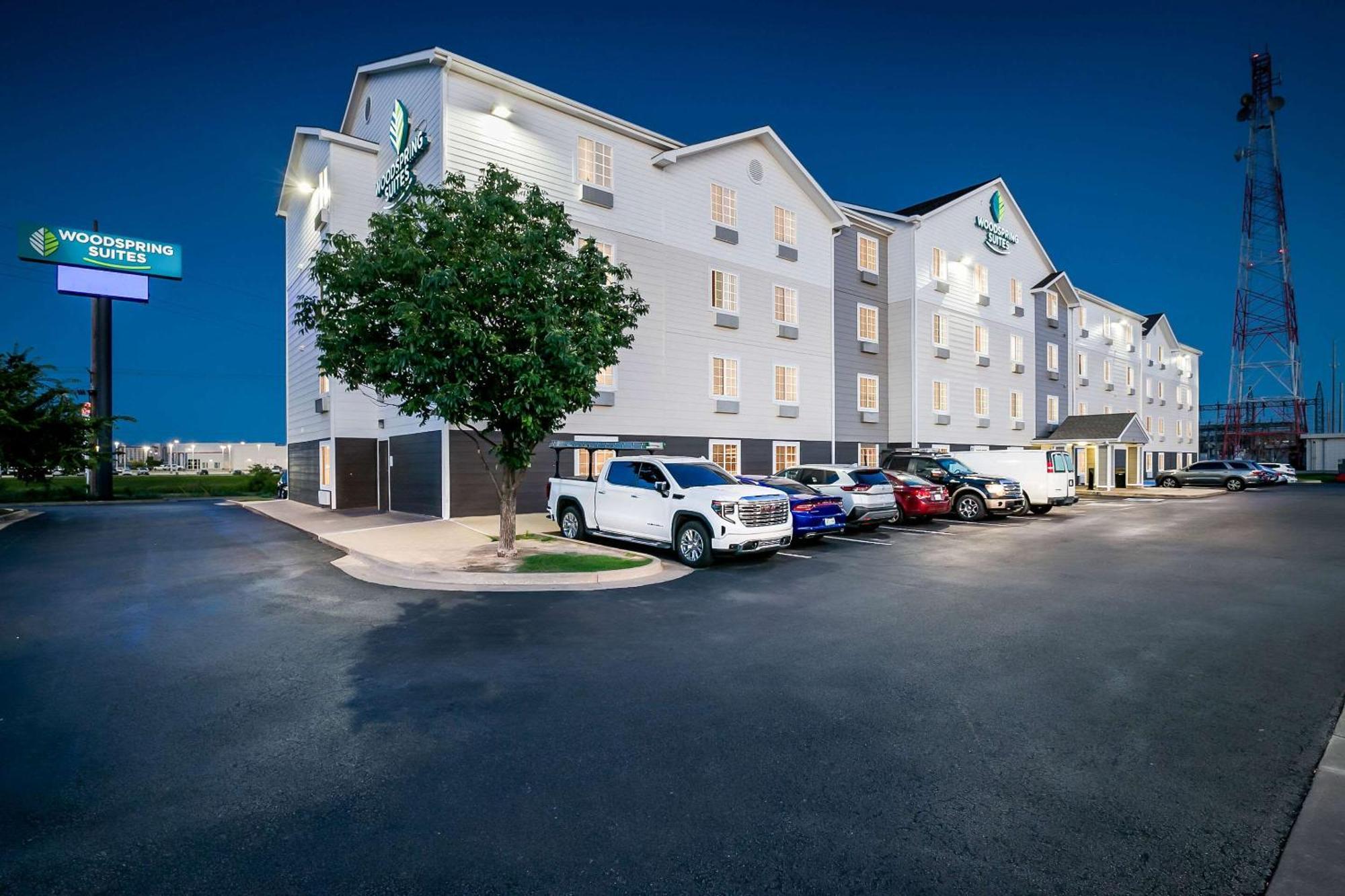 Woodspring Suites Tulsa Dış mekan fotoğraf