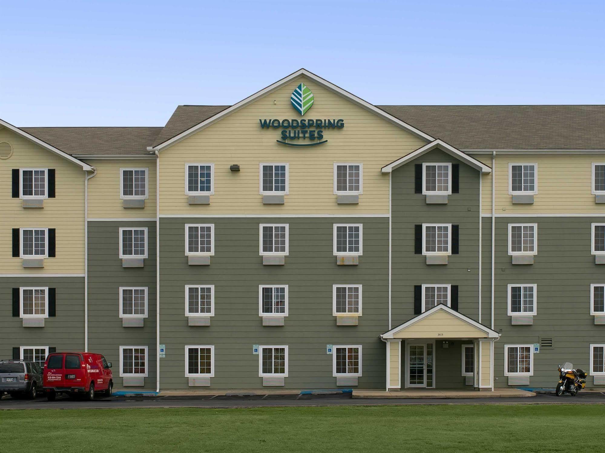 Woodspring Suites Tulsa Dış mekan fotoğraf