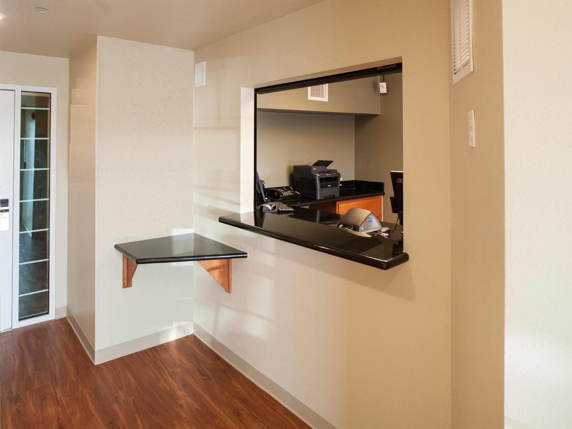 Woodspring Suites Tulsa Dış mekan fotoğraf