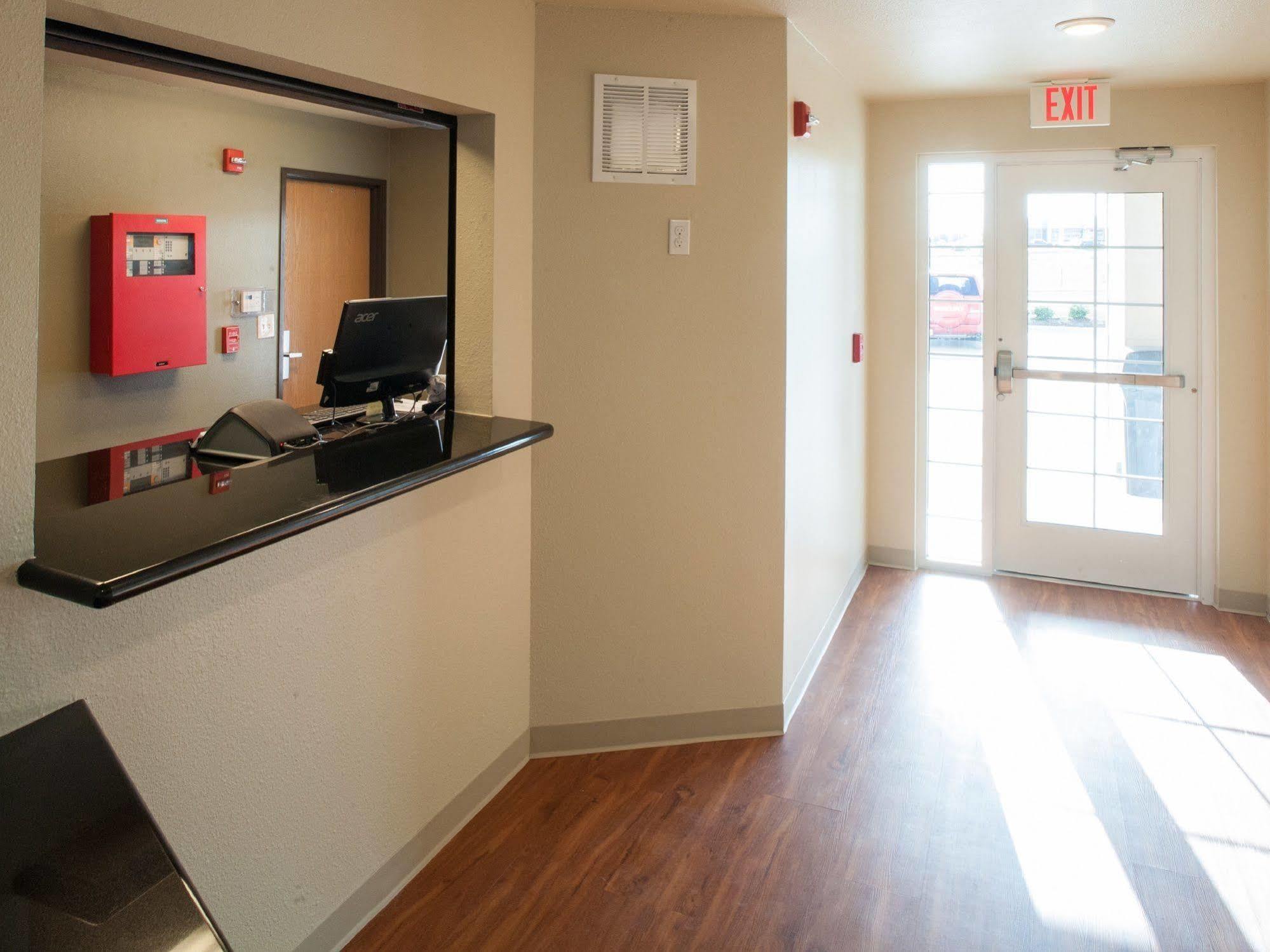 Woodspring Suites Tulsa Dış mekan fotoğraf