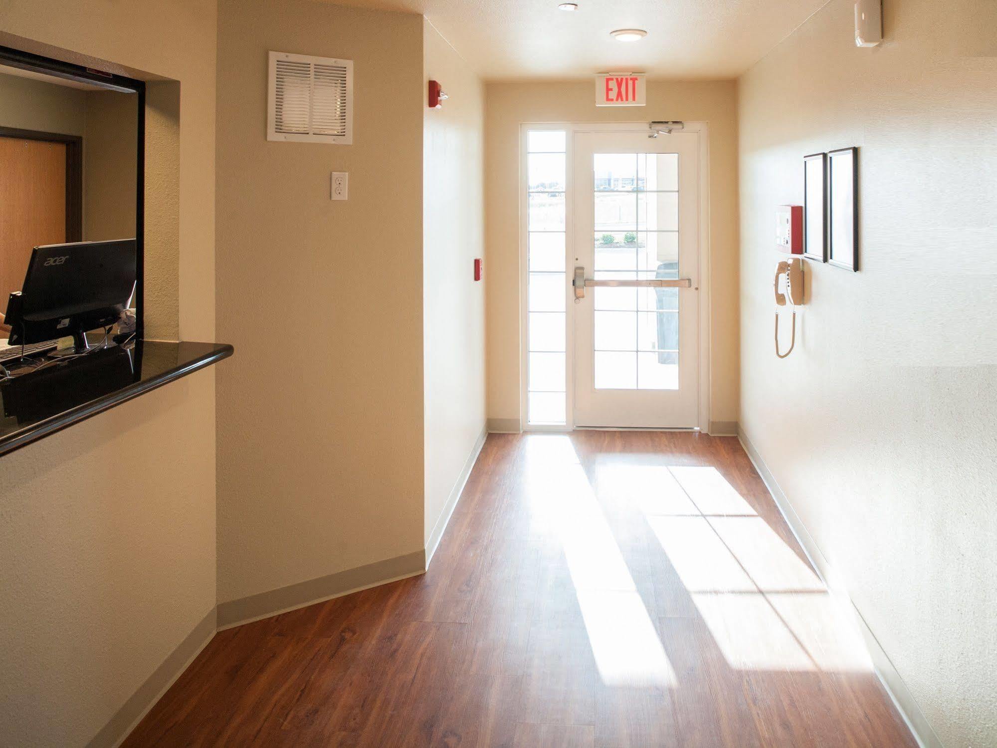 Woodspring Suites Tulsa Dış mekan fotoğraf
